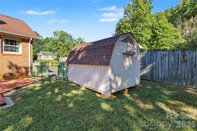 7331 Briardale Drive, Charlotte, NC 28212