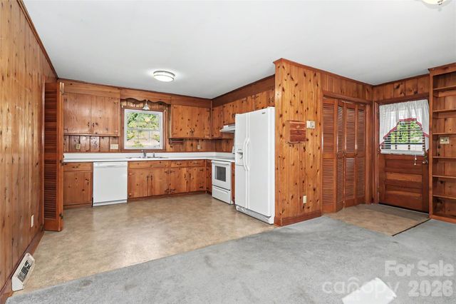 7331 Briardale Drive, Charlotte, NC 28212