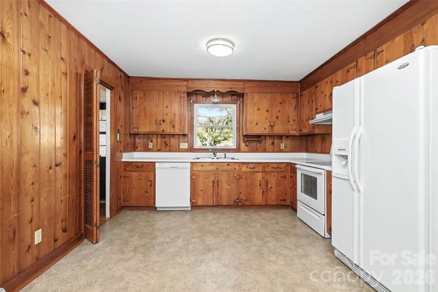 7331 Briardale Drive, Charlotte, NC 28212
