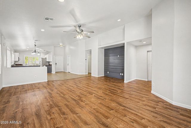 10232 W PRESTON Lane, Tolleson, AZ 85353