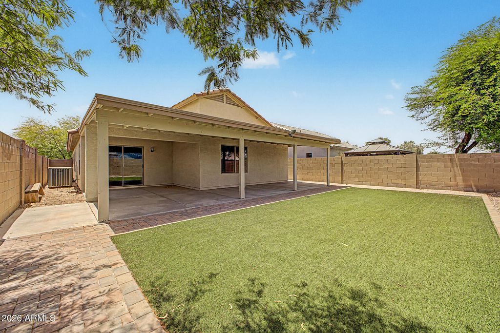 10232 W PRESTON Lane, Tolleson, AZ 85353 — photo 2
