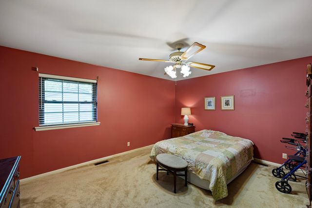 1414 Holloway Street, Morrilton, AR 72110