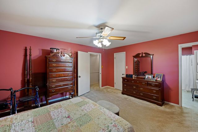 1414 Holloway Street, Morrilton, AR 72110