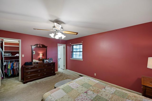 1414 Holloway Street, Morrilton, AR 72110