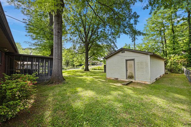 1414 Holloway Street, Morrilton, AR 72110