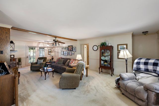 1414 Holloway Street, Morrilton, AR 72110