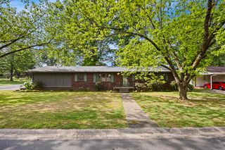 1414 Holloway Street, Morrilton, AR 72110