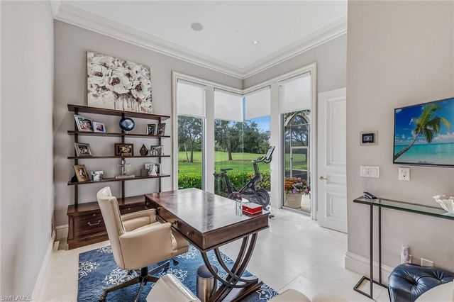 9960 Brassie BEND, Naples, FL 34108