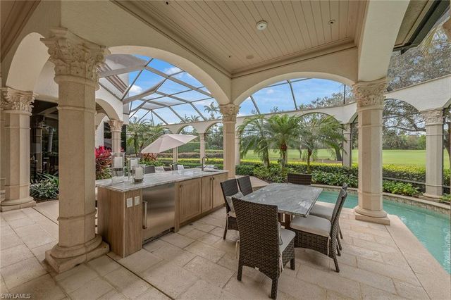 9960 Brassie BEND, Naples, FL 34108