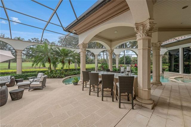 9960 Brassie BEND, Naples, FL 34108