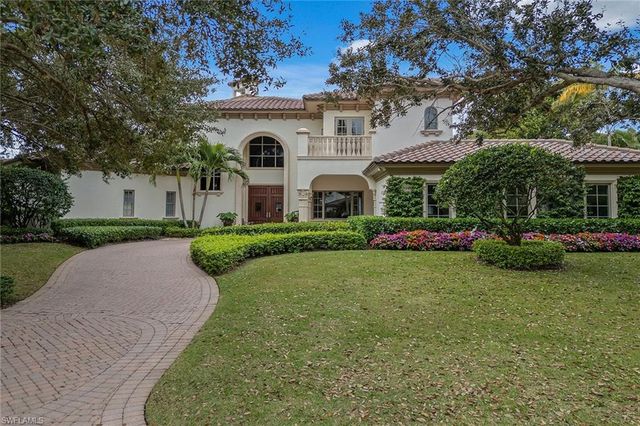 9960 Brassie BEND, Naples, FL 34108