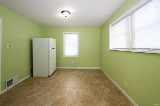 3002 Holton Avenue, Fort Wayne, IN 46806