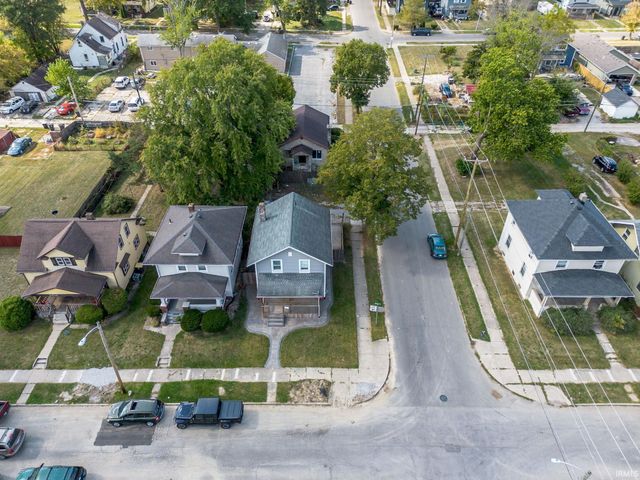 3002 Holton Avenue, Fort Wayne, IN 46806