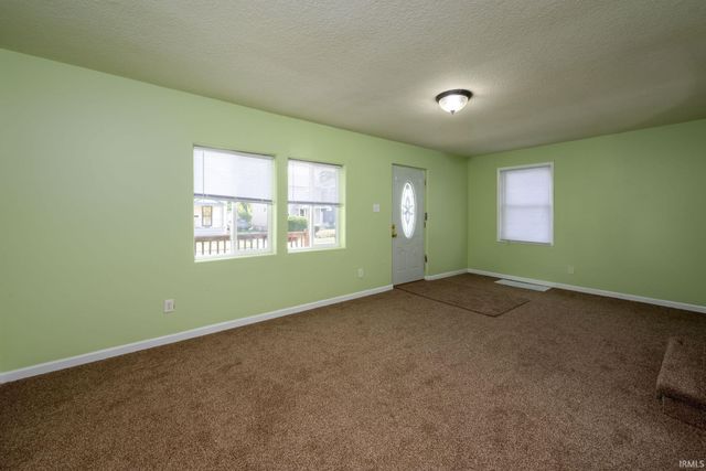 3002 Holton Avenue, Fort Wayne, IN 46806