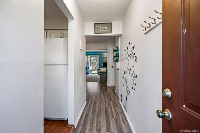 7 Maple Court 7, Selden, NY 11784