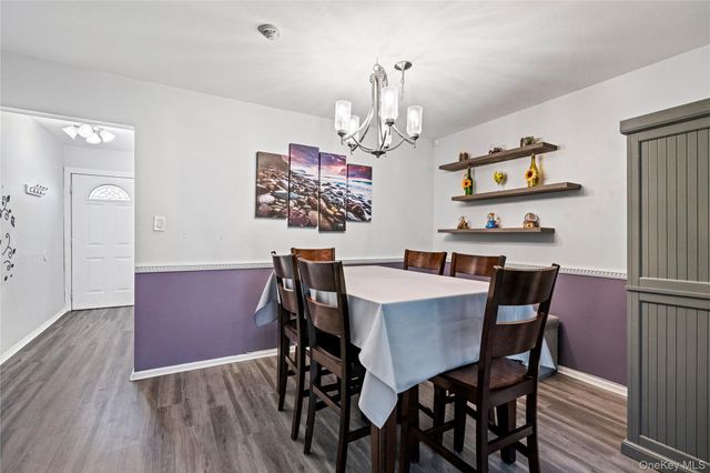 7 Maple Court 7, Selden, NY 11784