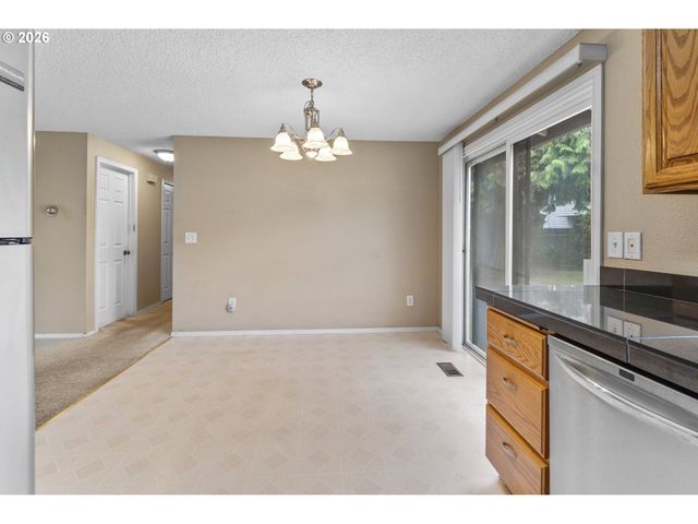 8217 N FOWLER Ave, Portland, OR 97217