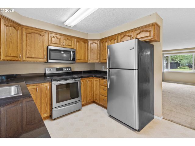 8217 N FOWLER Ave, Portland, OR 97217
