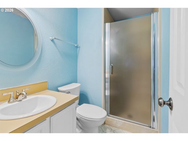 8217 N FOWLER Ave, Portland, OR 97217