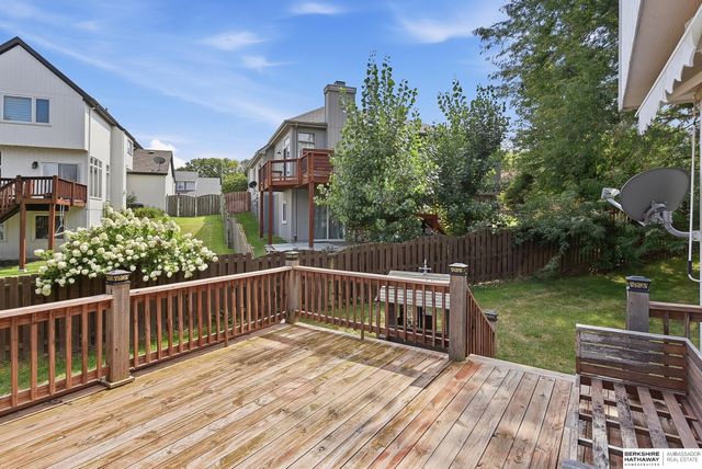 18639 Leavenworth Street, Omaha, NE 68022