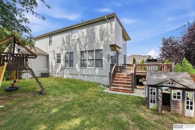 18639 Leavenworth Street, Omaha, NE 68022