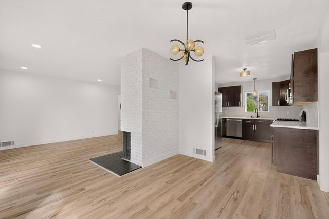 2817 Cardenas Drive NE, Albuquerque, NM 87110