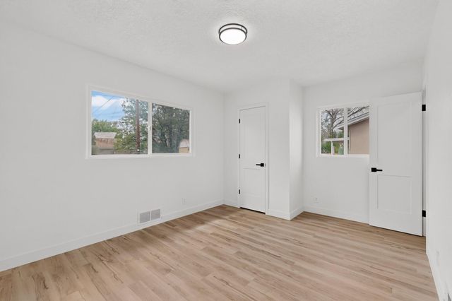 2817 Cardenas Drive NE, Albuquerque, NM 87110