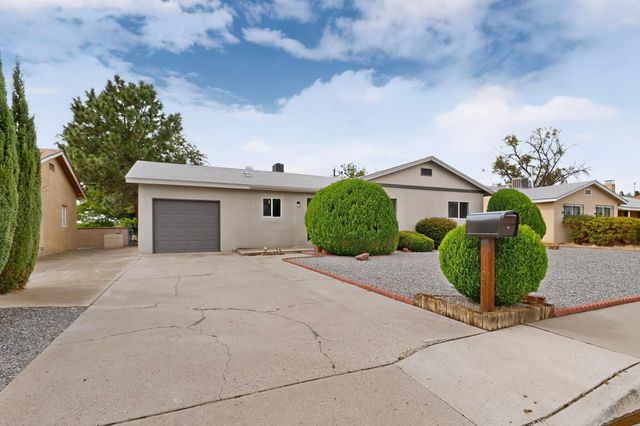 2817 Cardenas Drive NE, Albuquerque, NM 87110