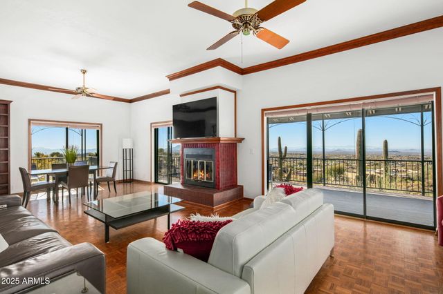 11426 E COTTONTAIL Road, Cave Creek, AZ 85331