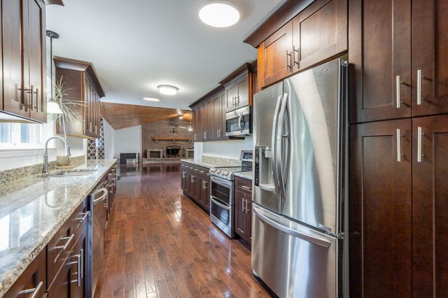 9011 Pleasant Lane, Ooltewah, TN 37363