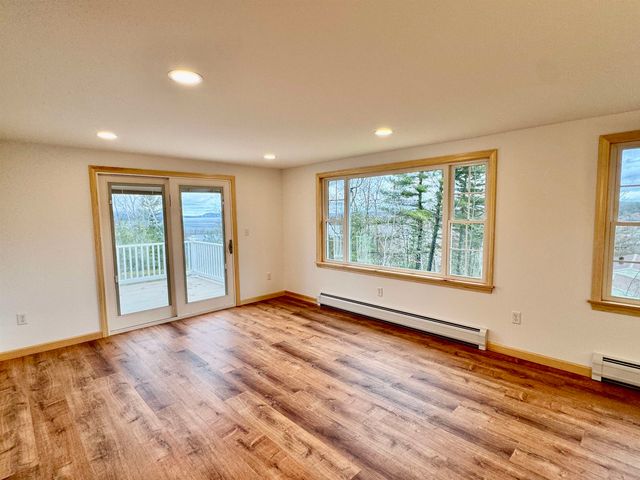 122 Raymond Avenue, Newport City, VT 05855