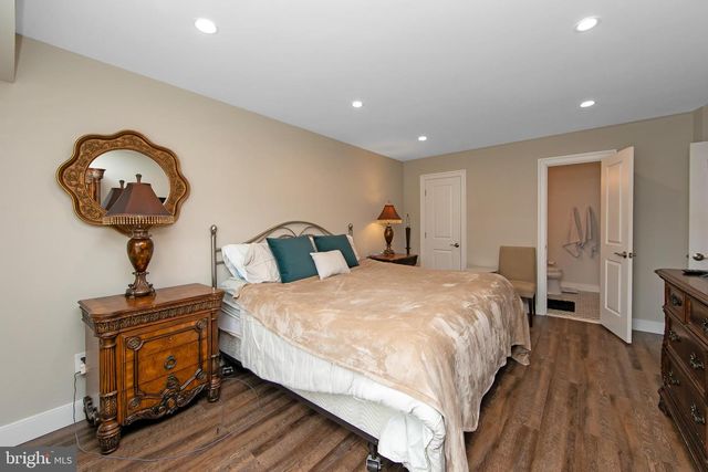 3206 SOCIETY PL, Newtown, PA 18940