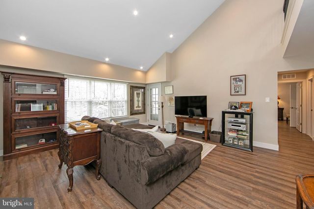 3206 SOCIETY PL, Newtown, PA 18940