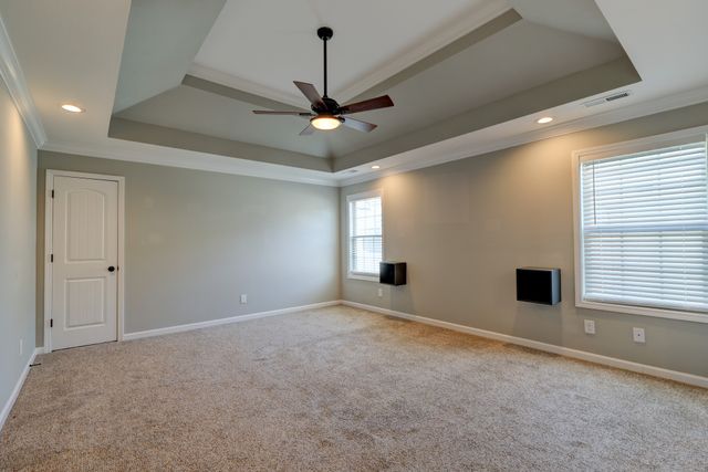 1008 Meadowview Ln, Clarksville, TN 37040