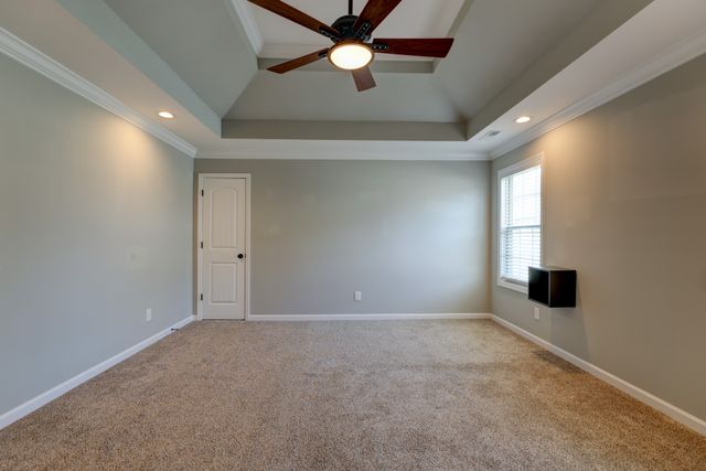 1008 Meadowview Ln, Clarksville, TN 37040