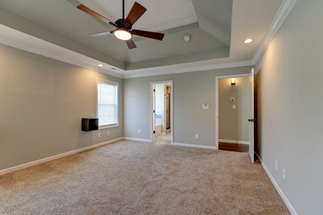 1008 Meadowview Ln, Clarksville, TN 37040