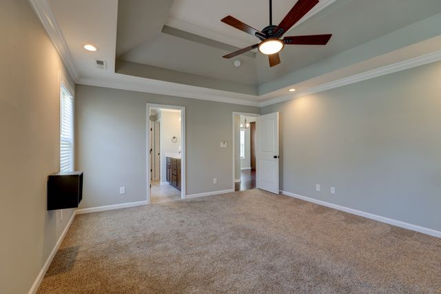 1008 Meadowview Ln, Clarksville, TN 37040