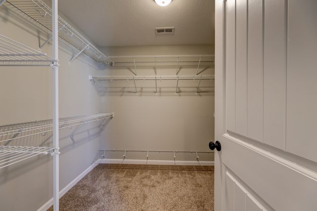 1008 Meadowview Ln, Clarksville, TN 37040