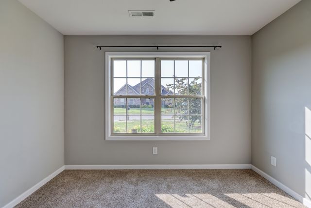 1008 Meadowview Ln, Clarksville, TN 37040