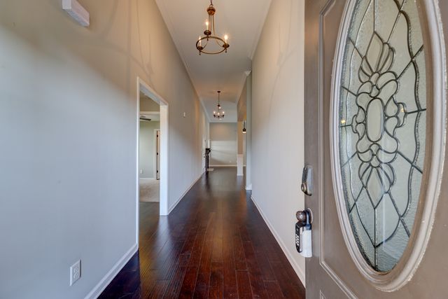 1008 Meadowview Ln, Clarksville, TN 37040