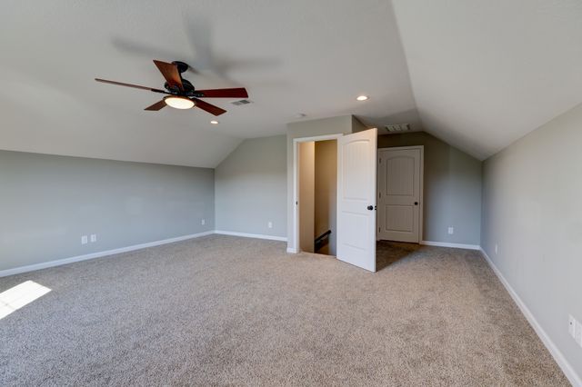 1008 Meadowview Ln, Clarksville, TN 37040