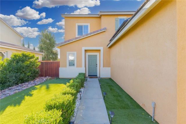 1359 Laurestine Way, Beaumont, CA 92223