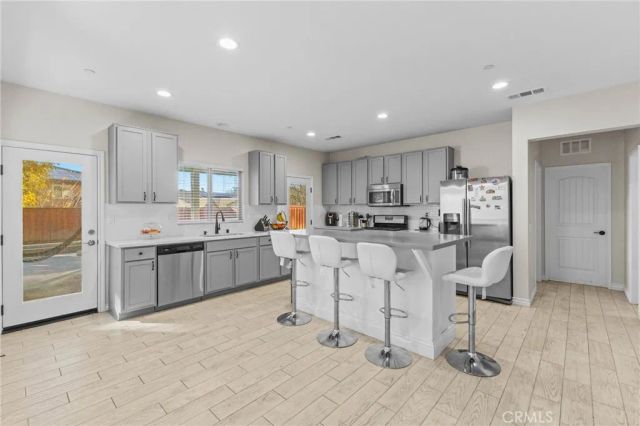 1359 Laurestine Way, Beaumont, CA 92223