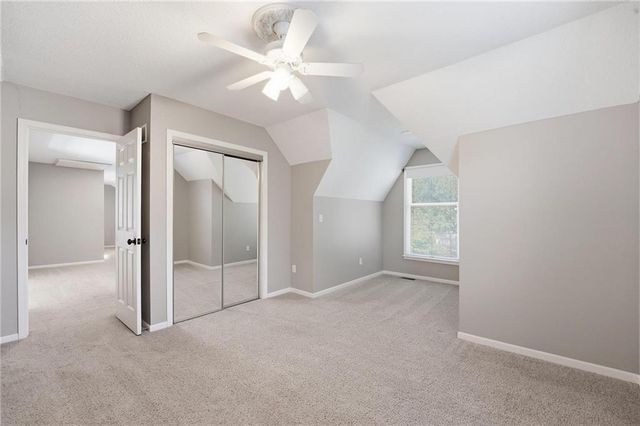 1129 SE 11th Street, Lee's Summit, MO 64081