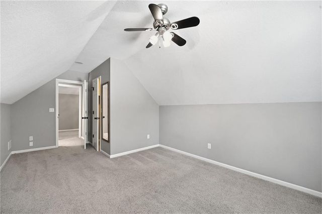 1129 SE 11th Street, Lee's Summit, MO 64081