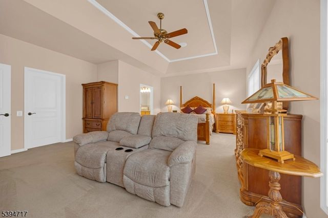 468 Crossfields Ln, Franklin Twp., NJ 08873