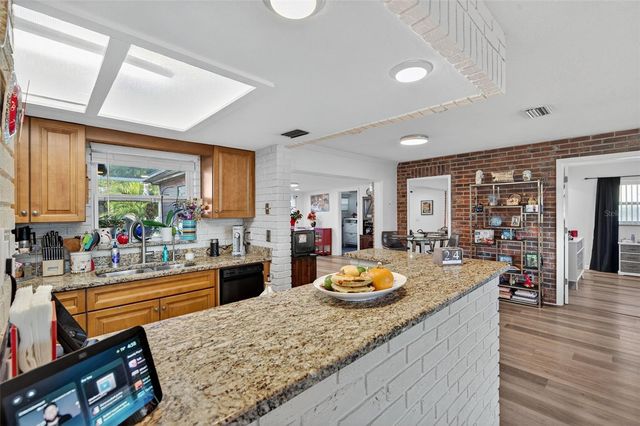 11761 80TH AVENUE, Seminole, FL 33772