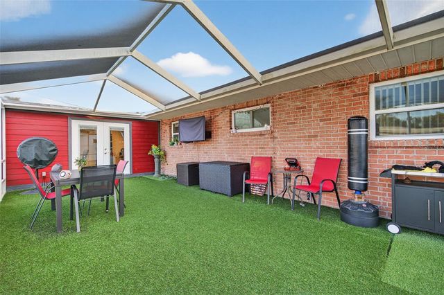 11761 80TH AVENUE, Seminole, FL 33772