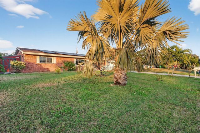 11761 80TH AVENUE, Seminole, FL 33772