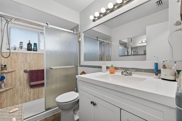 11761 80TH AVENUE, Seminole, FL 33772